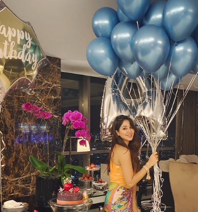 اسيل عمران تكشف سبب غيابها عن مواقع التواصل فجأة